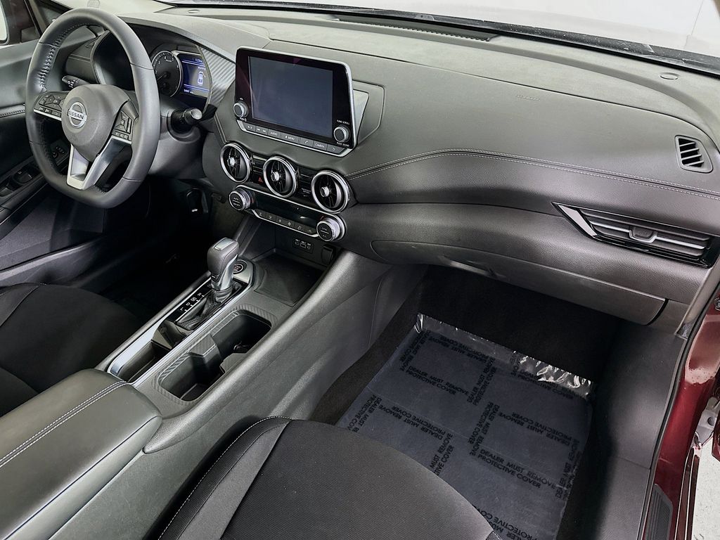 Thumbnail: 2020 Nissan Sentra - 31