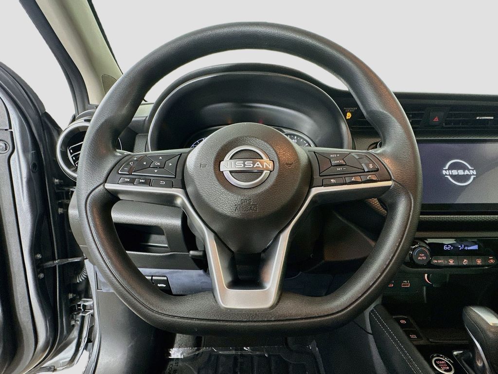 Thumbnail: 2022 Nissan Kicks - 15