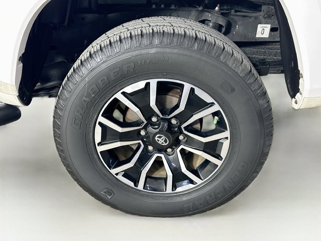 Thumbnail: 2020 Toyota Tacoma - 8