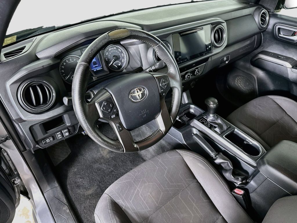 Thumbnail: 2017 Toyota Tacoma - 2