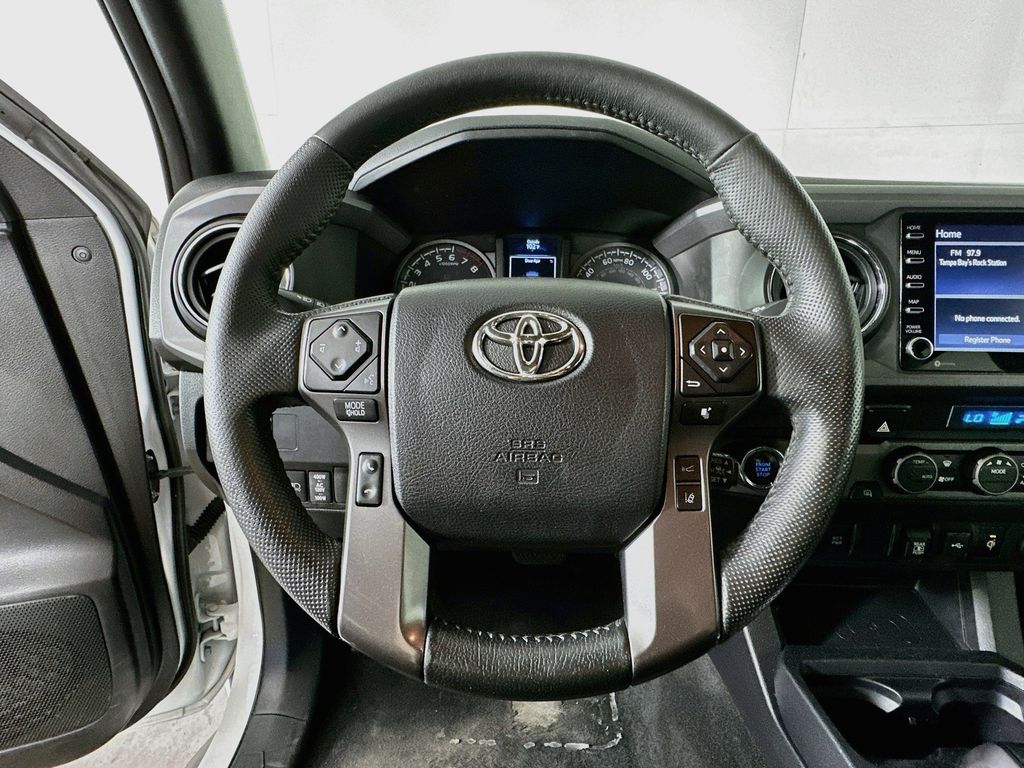 Thumbnail: 2022 Toyota Tacoma - 14