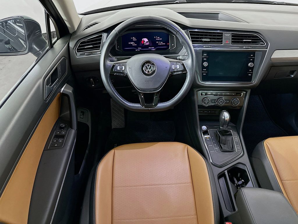 Thumbnail: 2019 Volkswagen Tiguan - 10