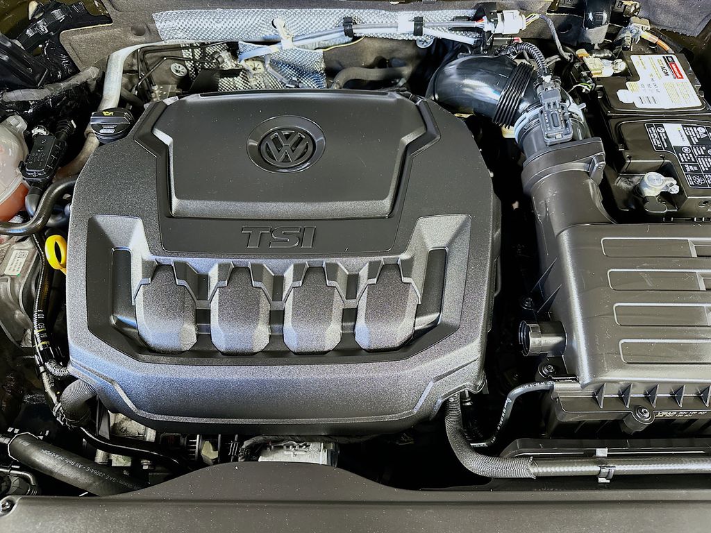 Thumbnail: 2019 Volkswagen Tiguan - 9