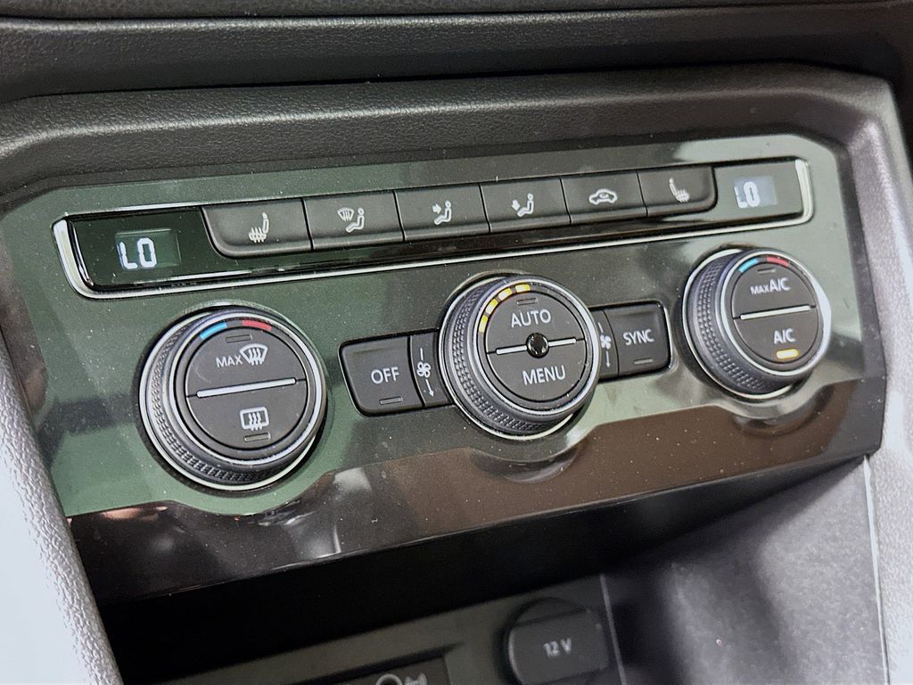 Thumbnail: 2019 Volkswagen Tiguan - 23