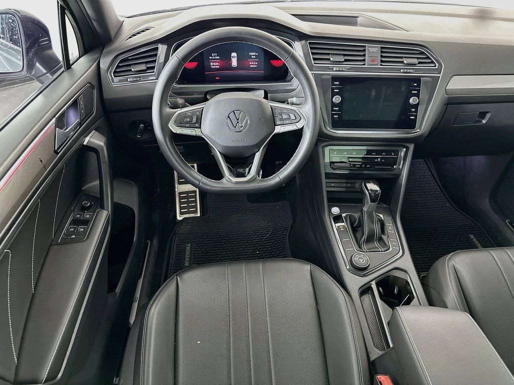 Thumbnail: 2023 Volkswagen Tiguan - 9