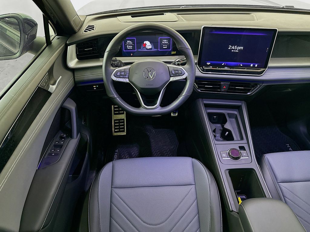 Thumbnail: 2025 Volkswagen Tiguan - 9