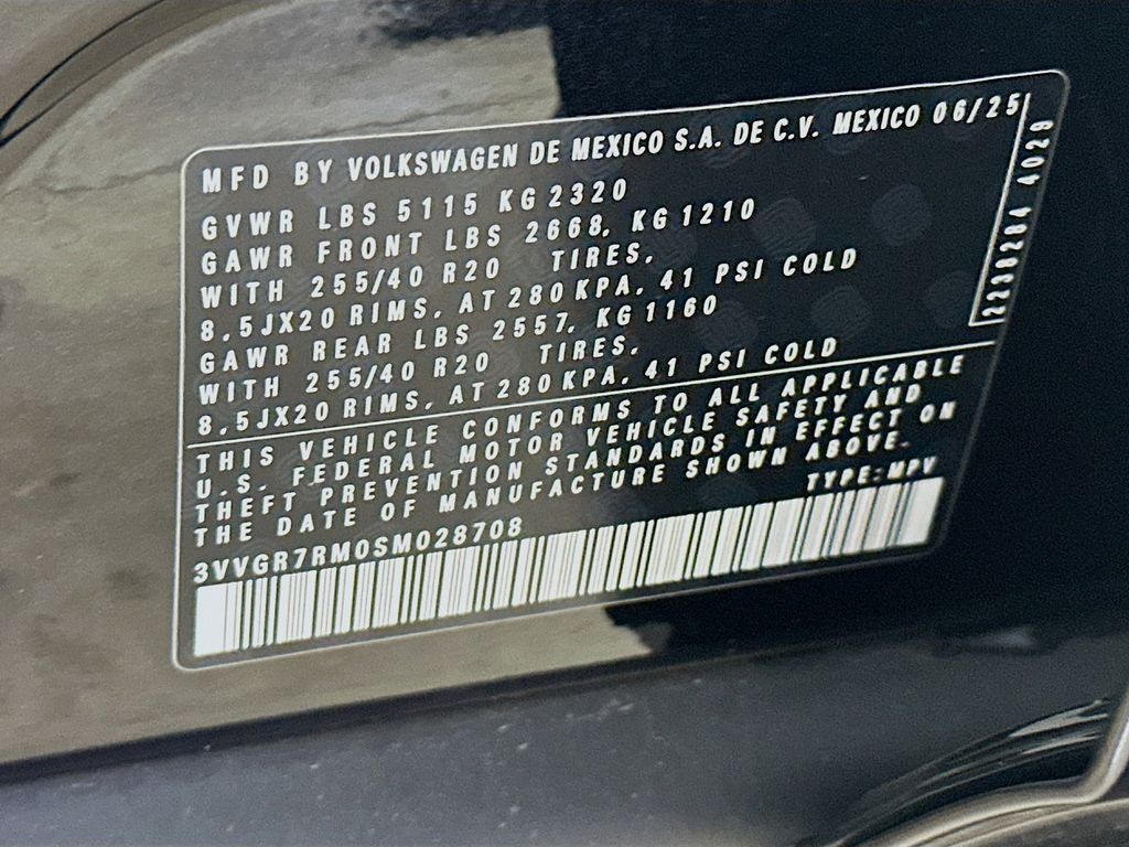 Thumbnail: 2025 Volkswagen Tiguan - 19