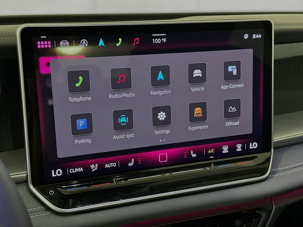Thumbnail: 2025 Volkswagen Tiguan - 16