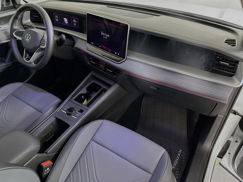Thumbnail: 2025 Volkswagen Tiguan - 31
