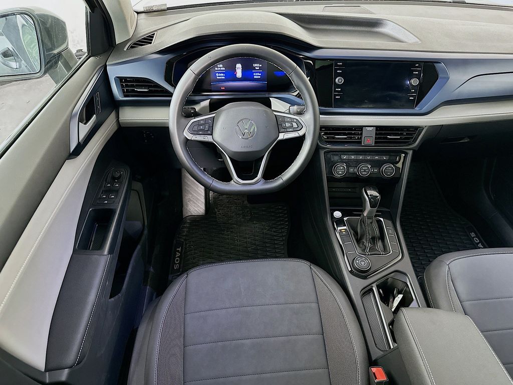 Thumbnail: 2024 Volkswagen Taos - 10