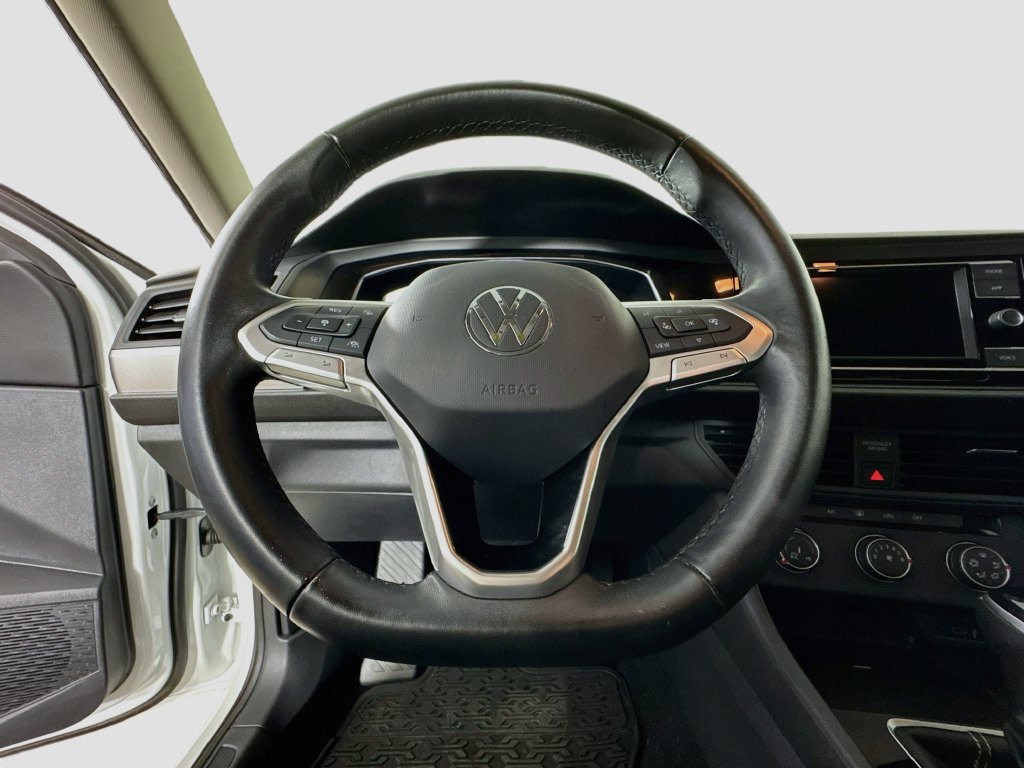 Thumbnail: 2023 Volkswagen Jetta - 15