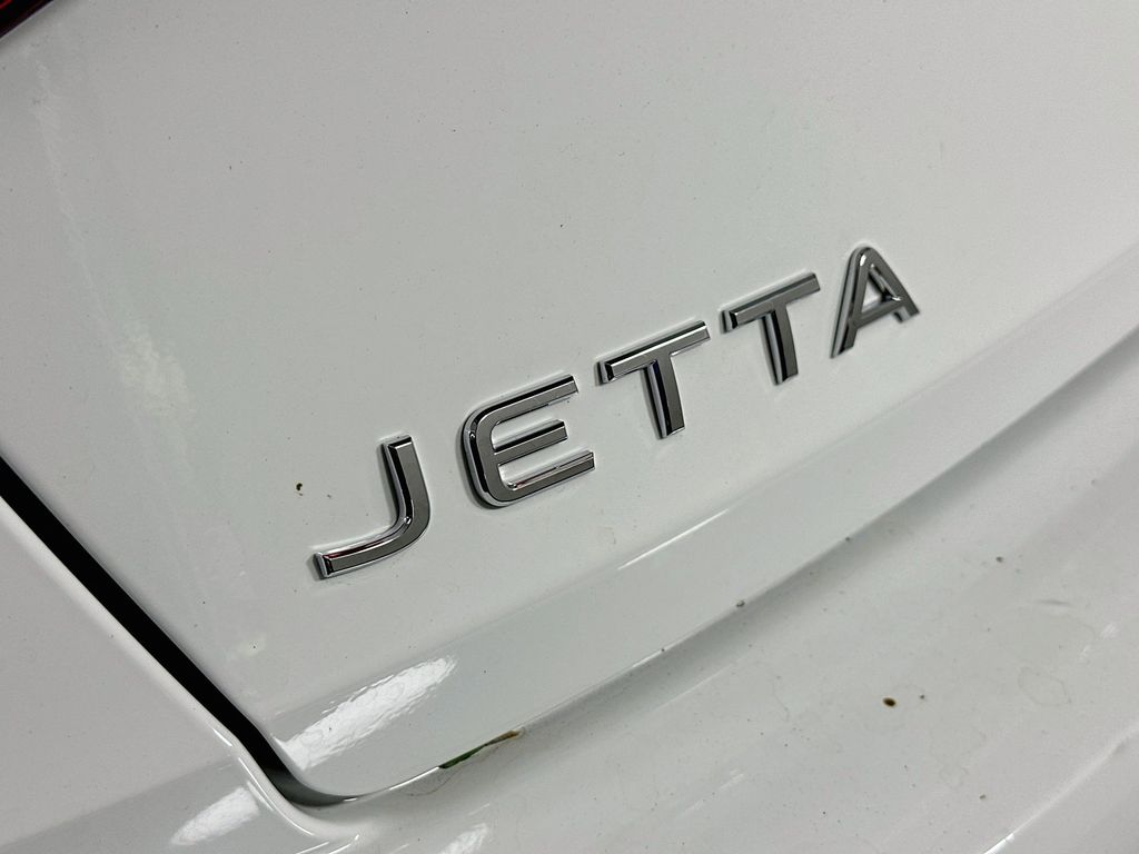 Thumbnail: 2024 Volkswagen Jetta - 7