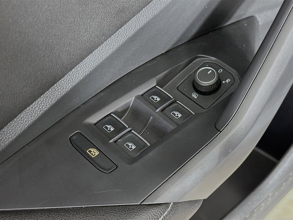 Thumbnail: 2024 Volkswagen Jetta - 27