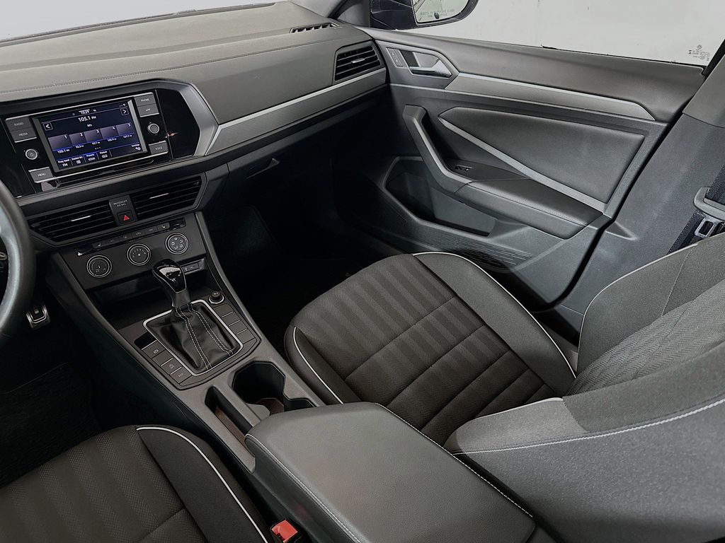 Thumbnail: 2024 Volkswagen Jetta - 14