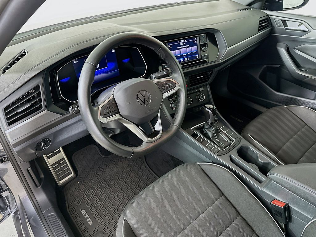 Thumbnail: 2024 Volkswagen Jetta - 2