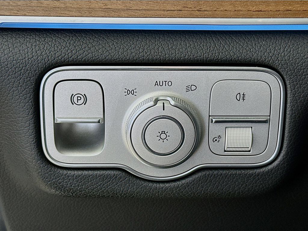 Thumbnail: 2024 Mercedes-Benz GLE - 28