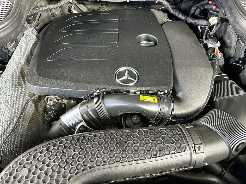 Thumbnail: 2022 Mercedes-Benz GLE - 9