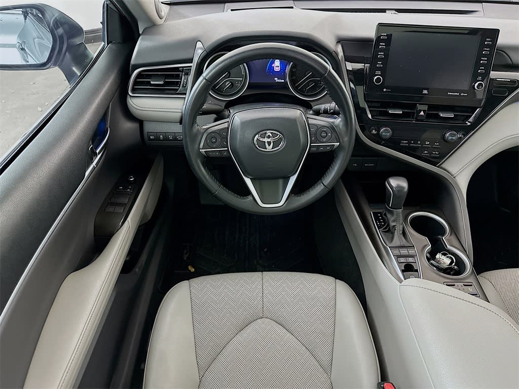 2021 Toyota Camry XLE 10