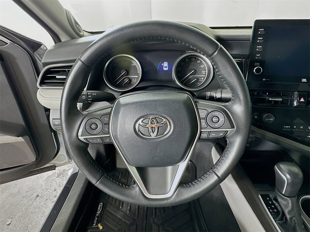 2021 Toyota Camry XLE 15