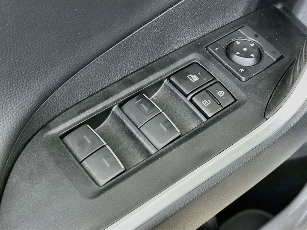 Thumbnail: 2025 Toyota RAV4 - 28