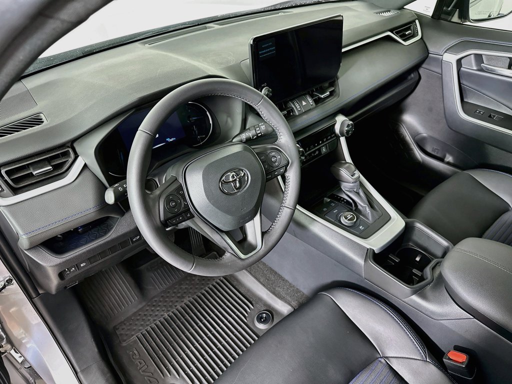 Thumbnail: 2025 Toyota RAV4 - 2