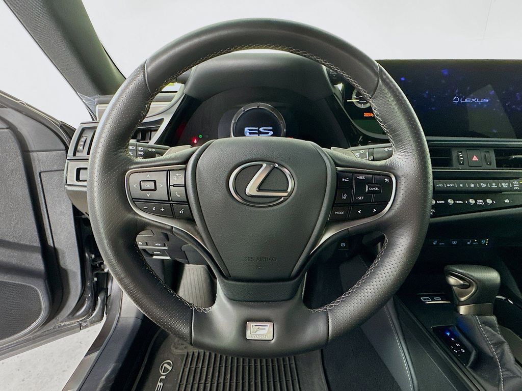 Thumbnail: 2024 Lexus ES - 14