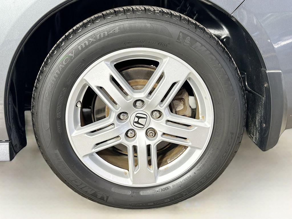 Thumbnail: 2013 Honda Odyssey - 8