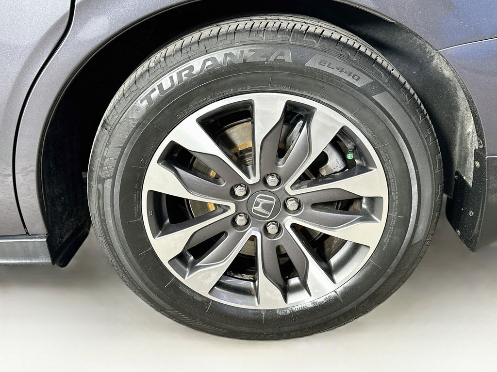 Thumbnail: 2023 Honda Odyssey - 8