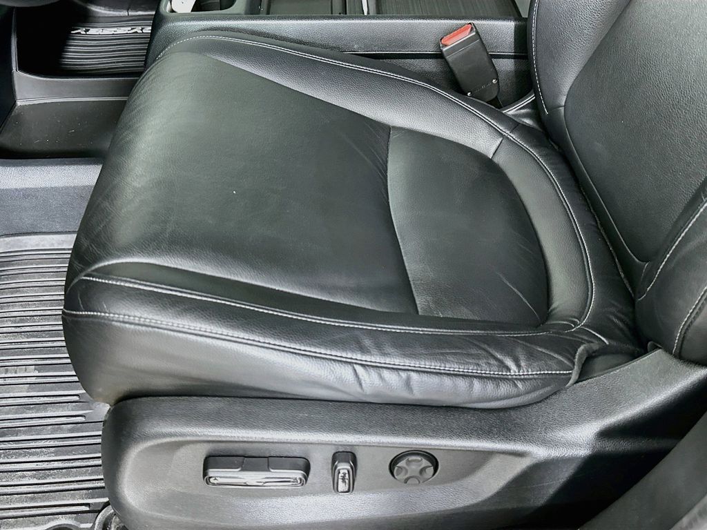 Thumbnail: 2023 Honda Odyssey - 29