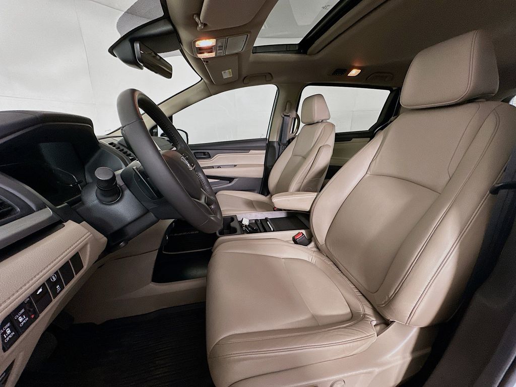 Thumbnail: 2024 Honda Odyssey - 11