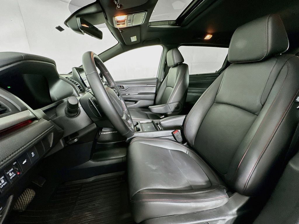 Thumbnail: 2025 Honda Odyssey - 11