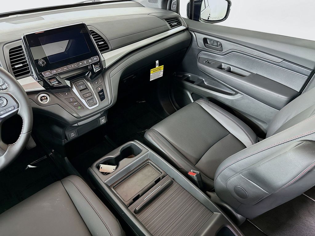 2024 Honda Odyssey Sport 14