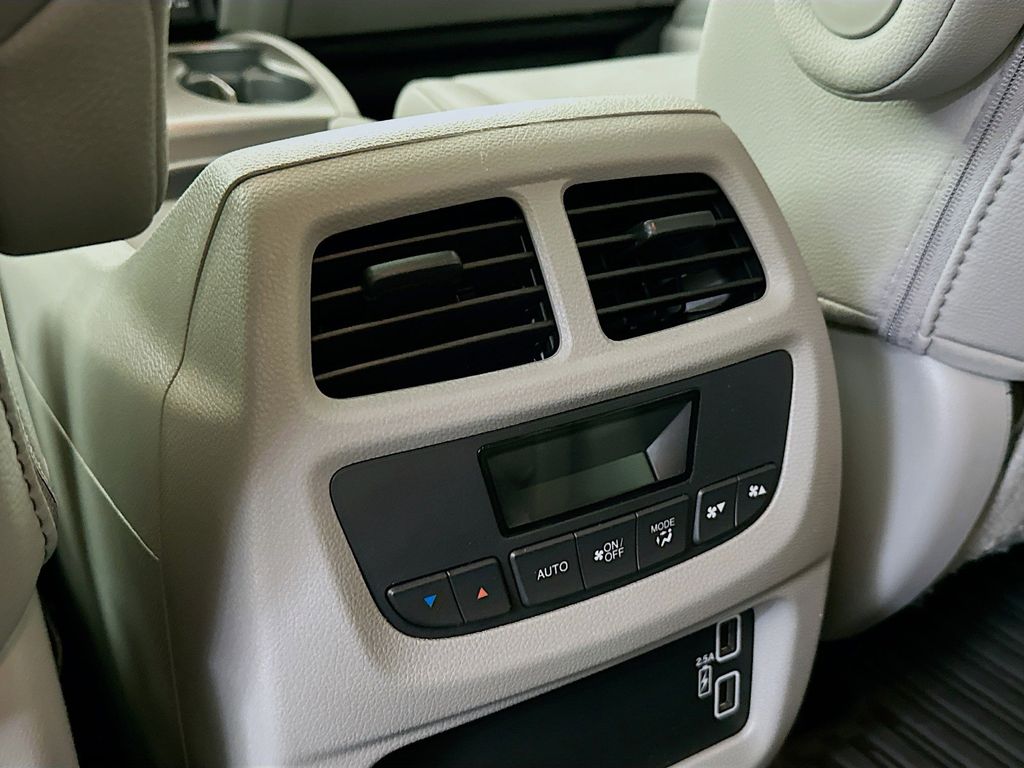 Thumbnail: 2022 Honda Pilot - 22