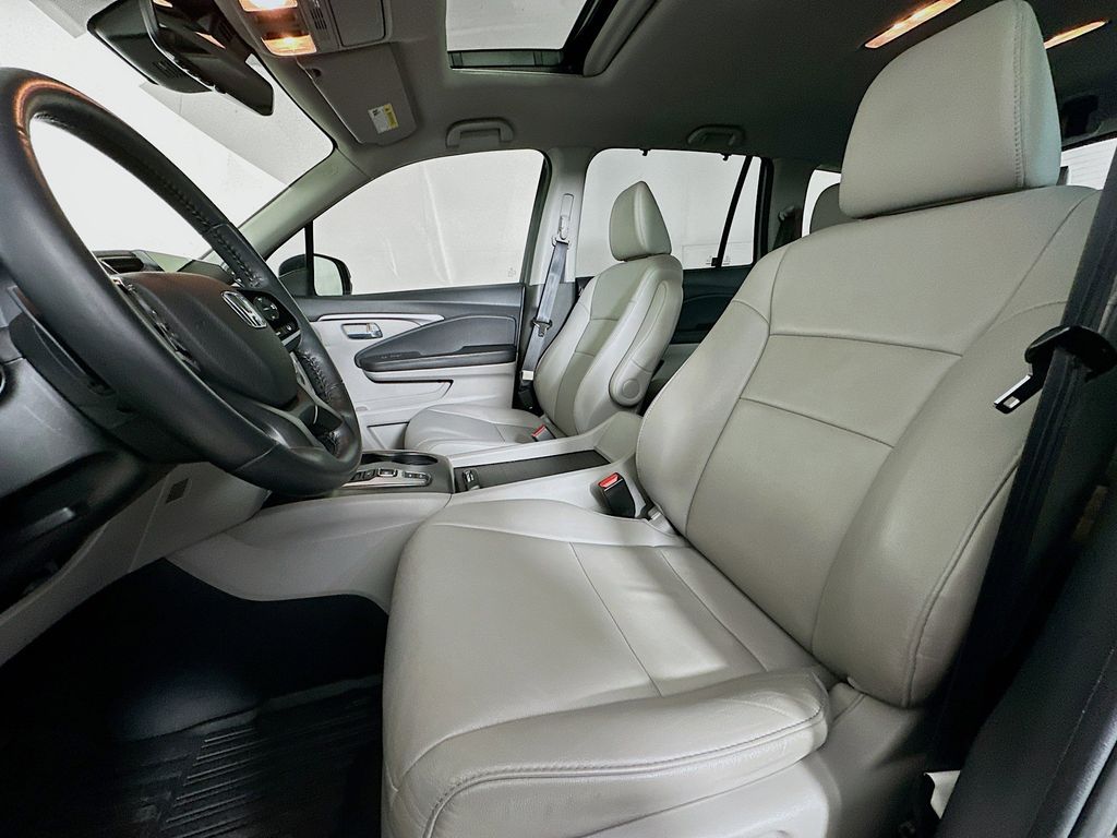 Thumbnail: 2022 Honda Pilot - 11