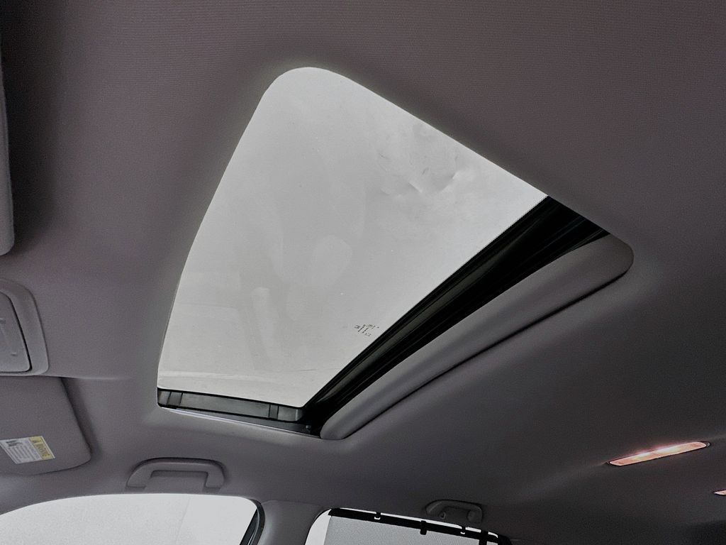 Thumbnail: 2020 Honda Pilot - 31