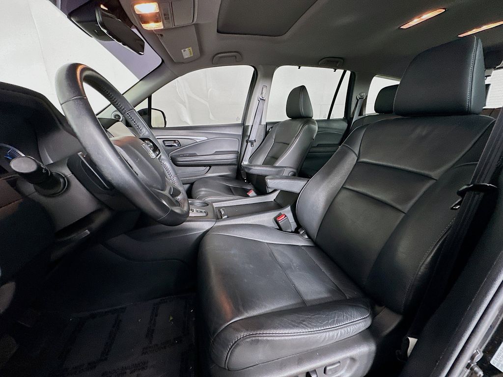 Thumbnail: 2022 Honda Pilot - 11