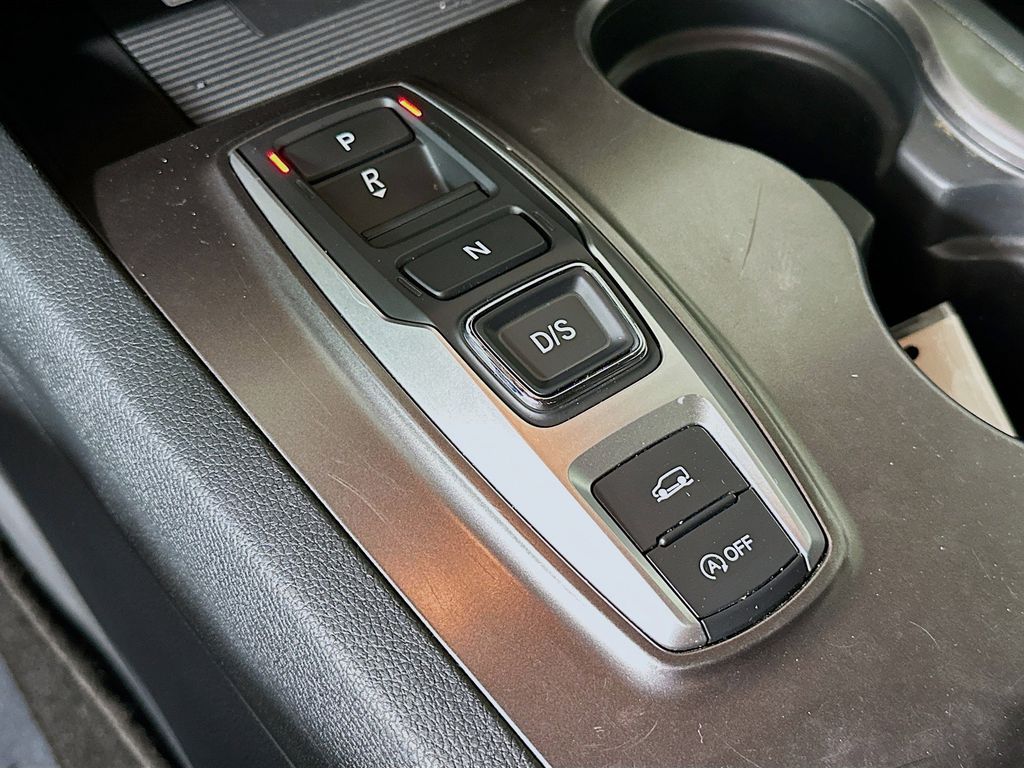 Thumbnail: 2022 Honda Pilot - 16