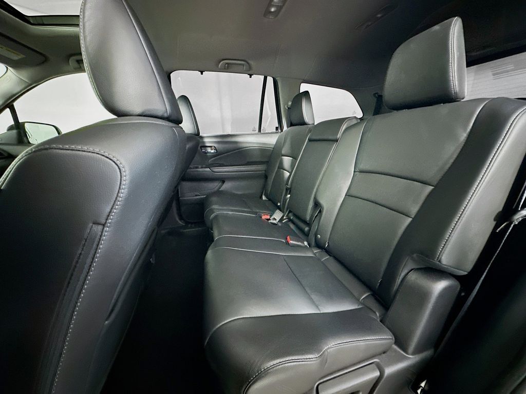 Thumbnail: 2022 Honda Pilot - 13