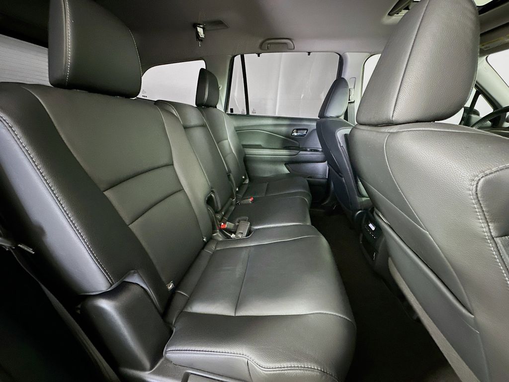 Thumbnail: 2022 Honda Pilot - 33