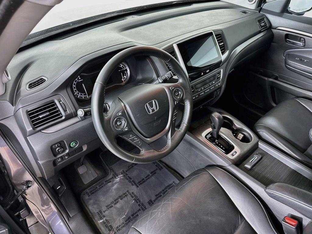 Thumbnail: 2018 Honda Pilot - 2