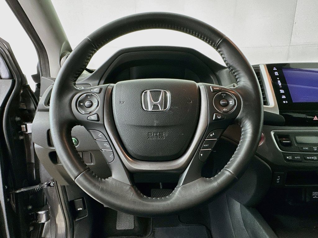 Thumbnail: 2018 Honda Pilot - 14