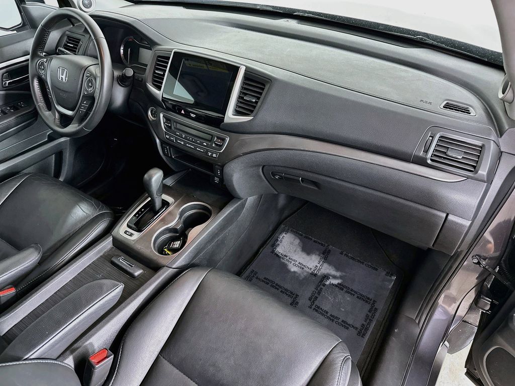 Thumbnail: 2018 Honda Pilot - 33