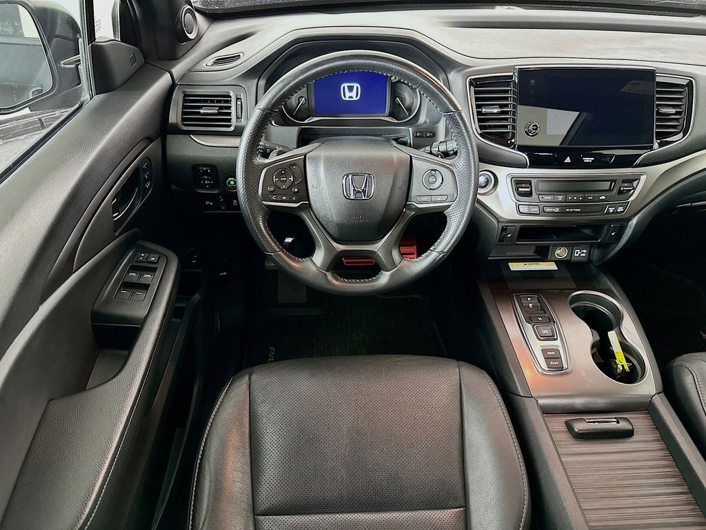 Thumbnail: 2022 Honda Passport - 10