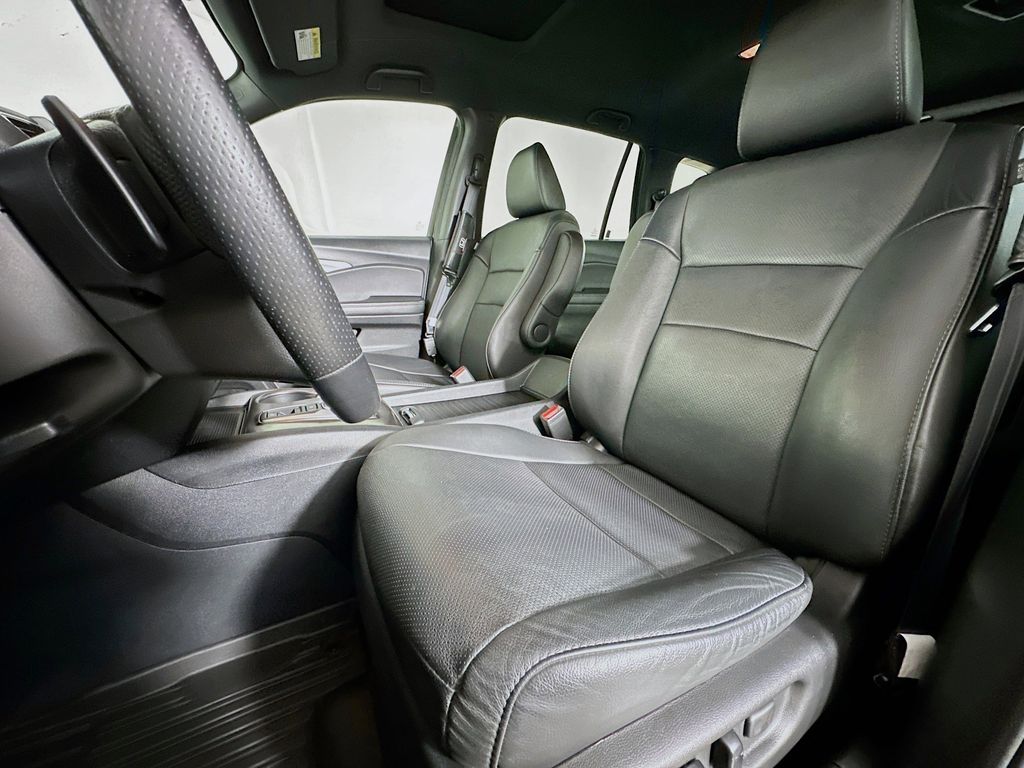 Thumbnail: 2022 Honda Passport - 11
