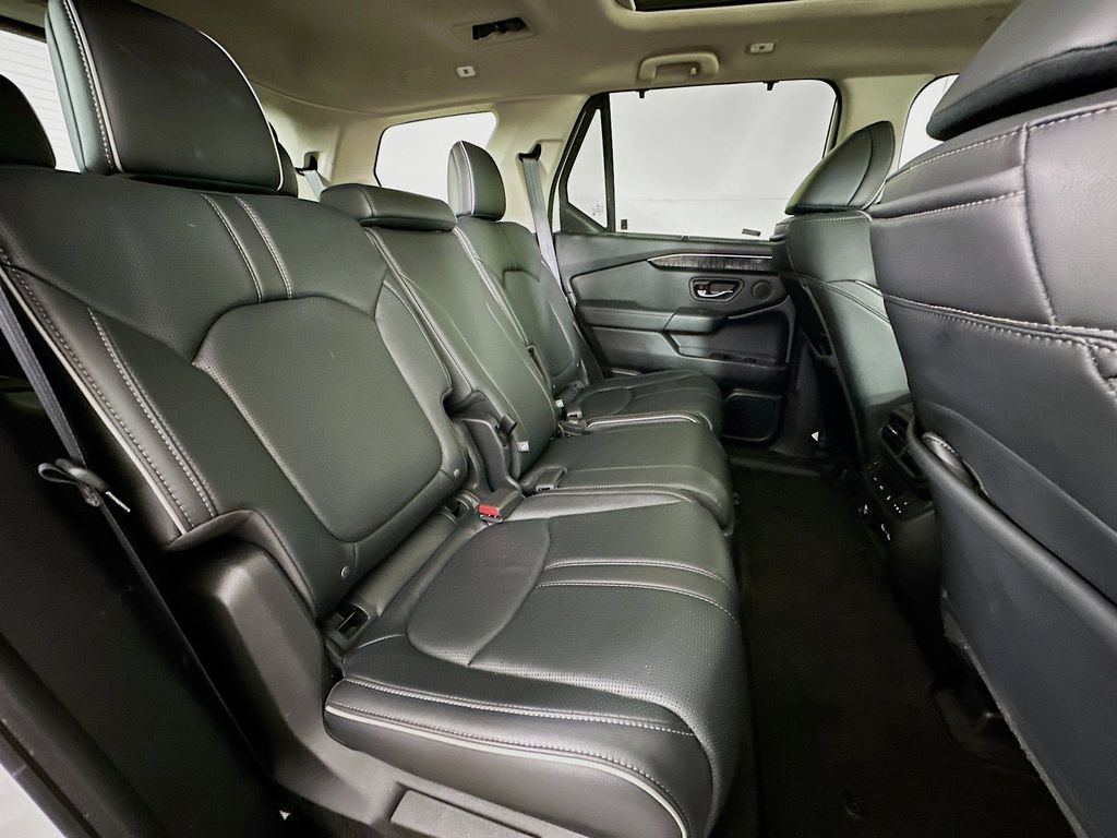 Thumbnail: 2023 Honda Pilot - 34