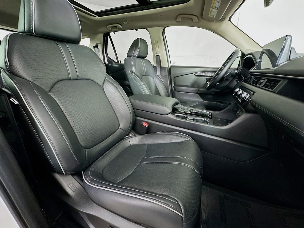 Thumbnail: 2023 Honda Pilot - 12