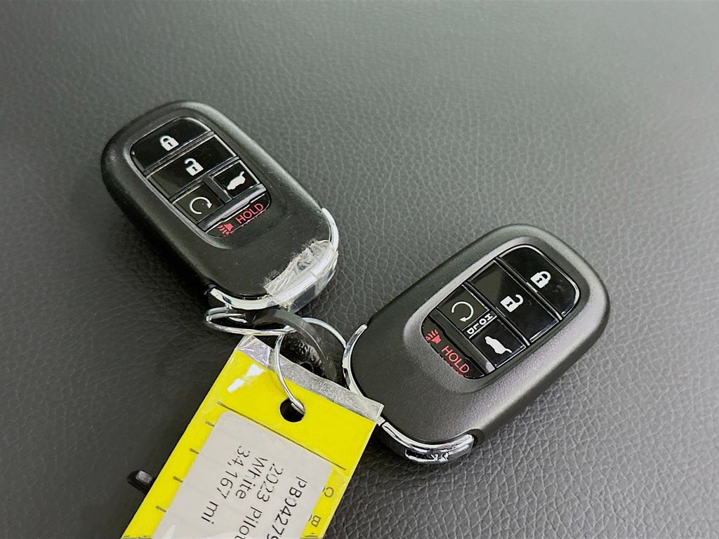 Thumbnail: 2023 Honda Pilot - 19