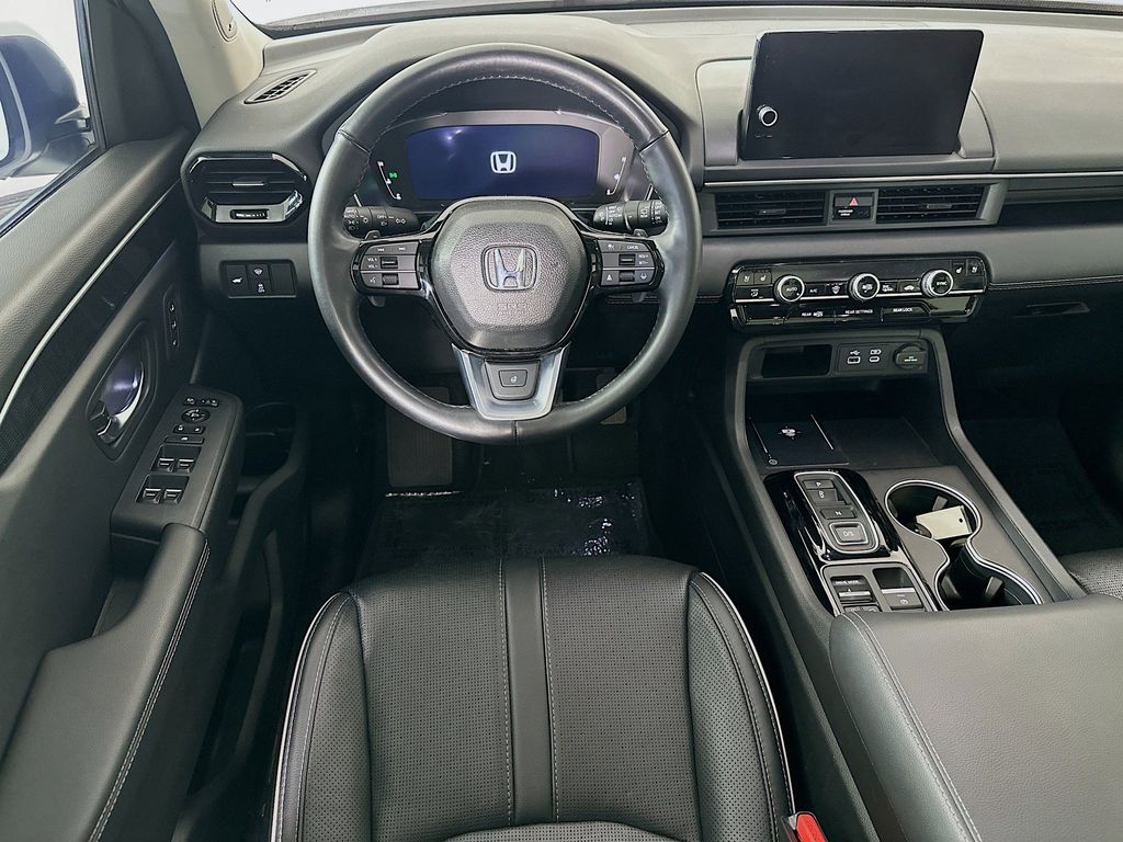 Thumbnail: 2023 Honda Pilot - 9