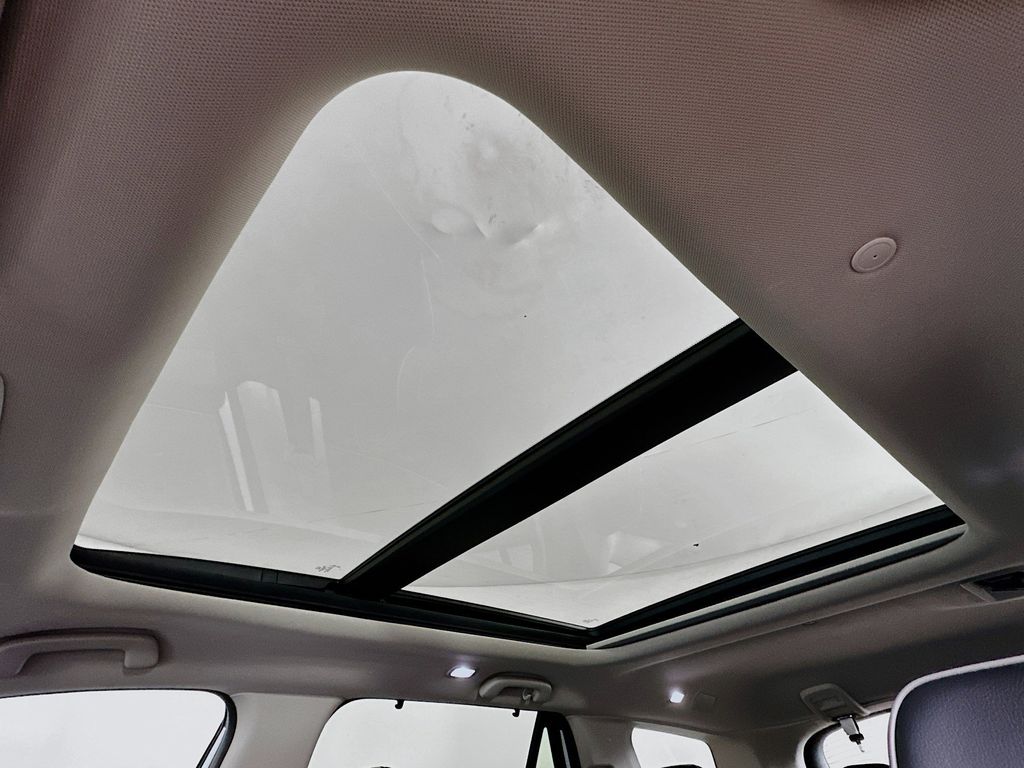 Thumbnail: 2023 Honda Pilot - 30