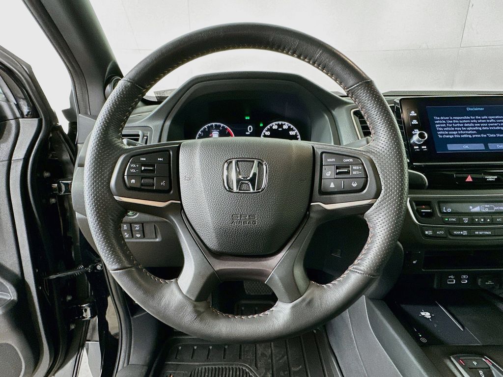 Thumbnail: 2025 Honda Ridgeline - 13